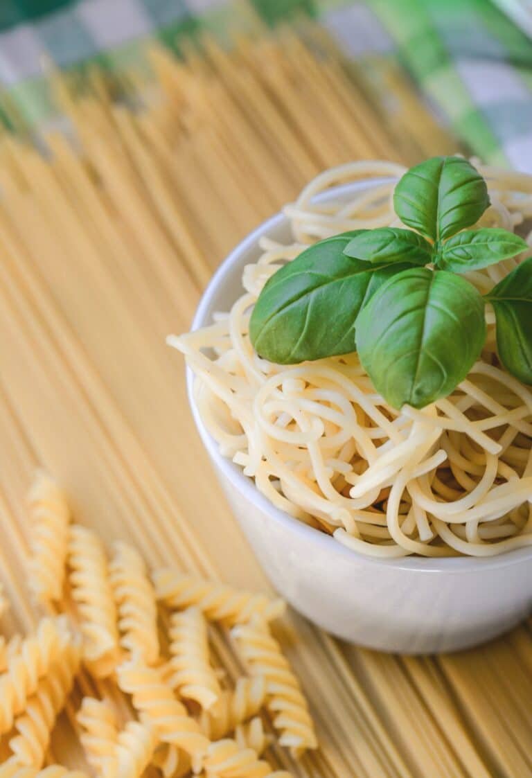 Creamy Pesto Pasta: A Harmony of Freshness and Indulgence 5 Creamy Pesto Pasta: A Harmony of Freshness and Indulgence