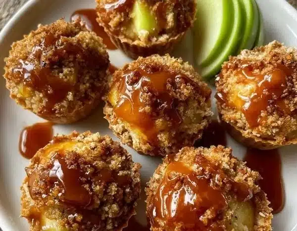 Delicious Caramel Apple Crisp Bites with apples and caramel topping